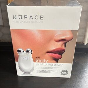 NuFace Trinity Facial Toning Device - White and Silver
